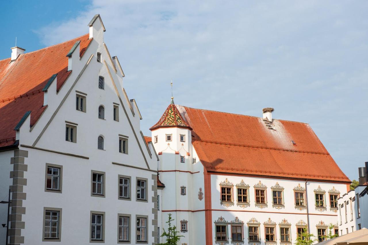 Hotel Zum Loewen Weissenhorn Exterior photo